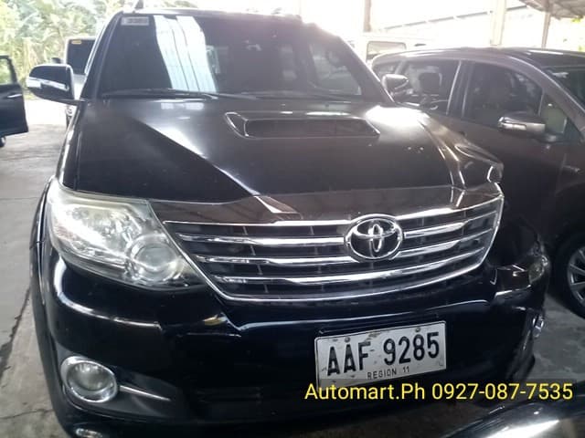 Car gallery image