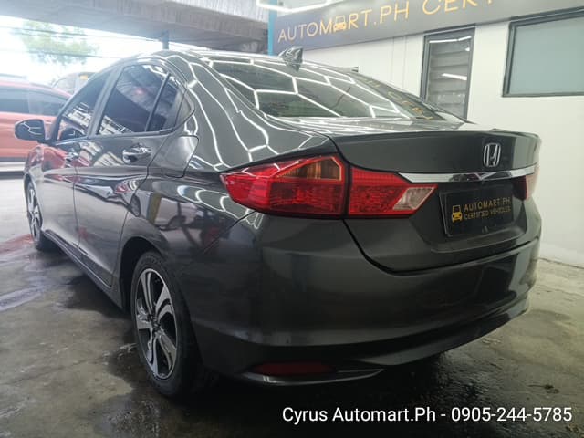 Car gallery image