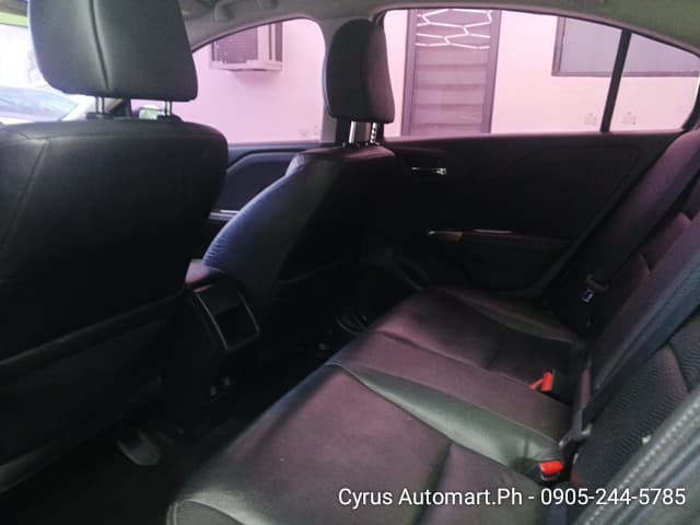 Car gallery image