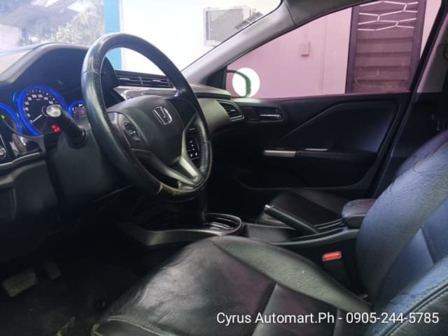 Car gallery image
