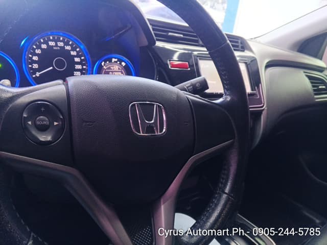 Car gallery image