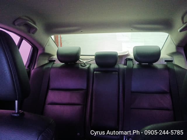 Car gallery image