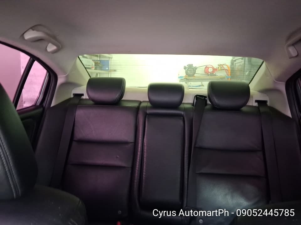 Car gallery image