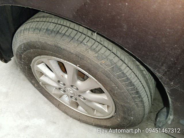 Car gallery image
