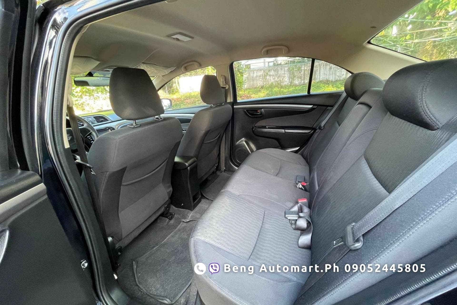 Car gallery image