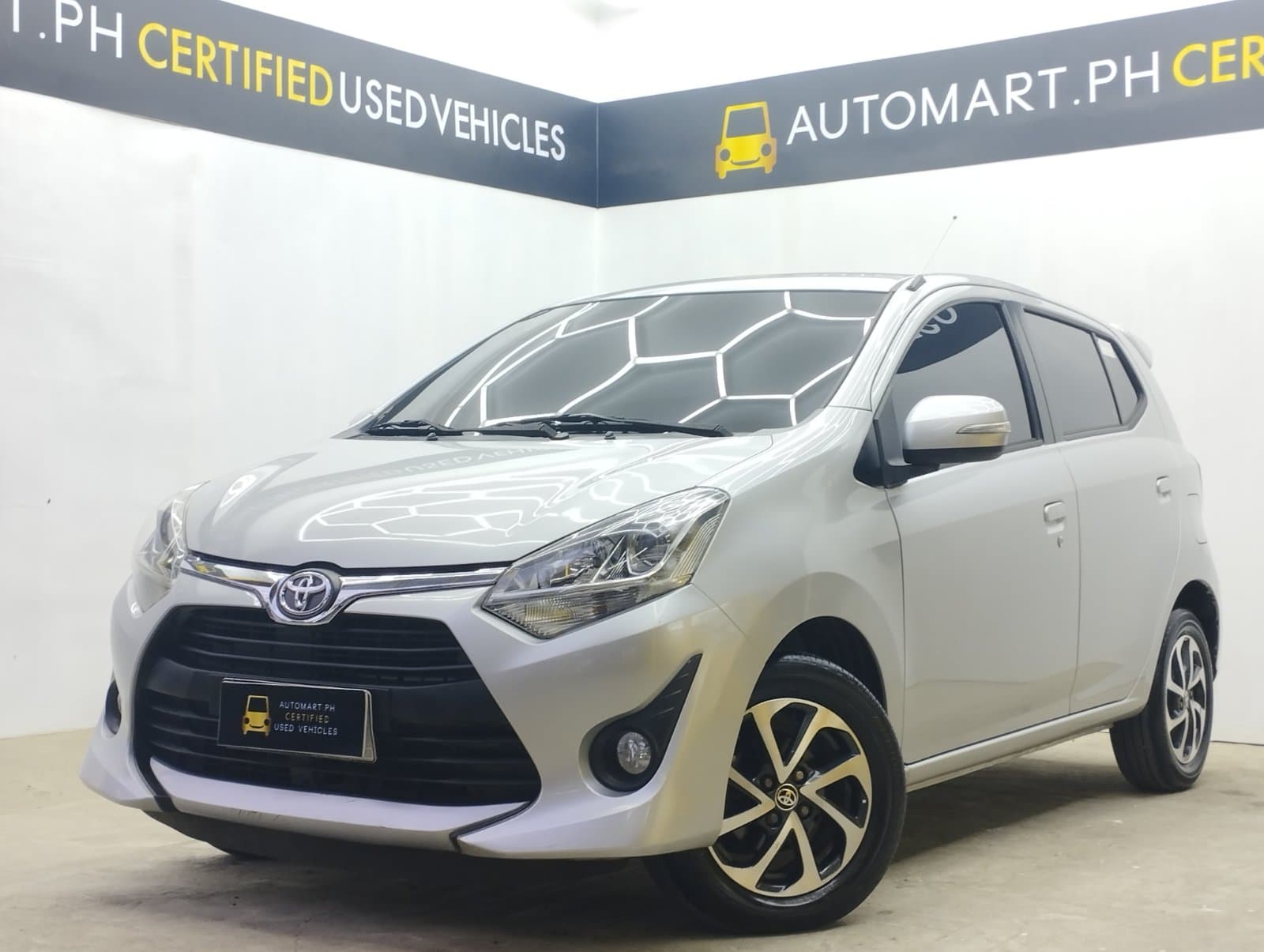 Car gallery image