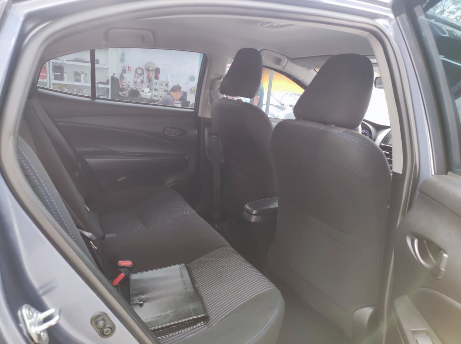 Car gallery image