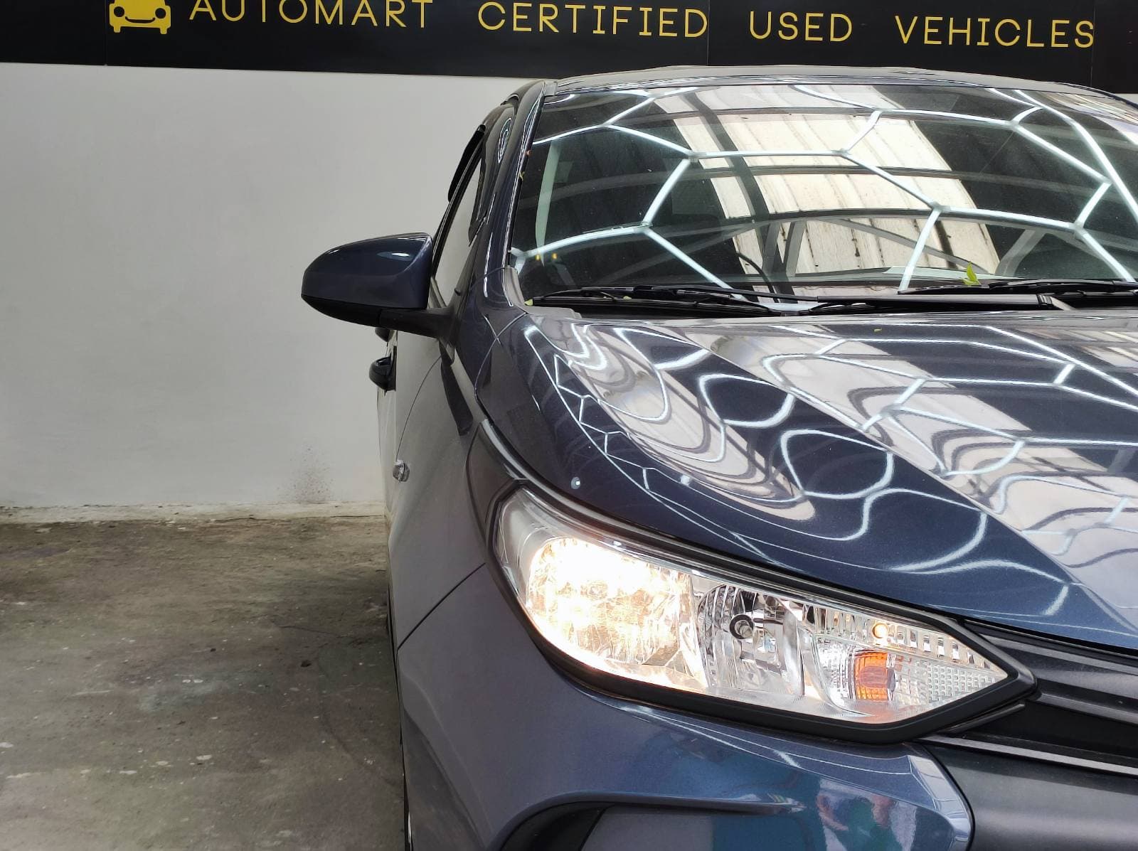 Car gallery image