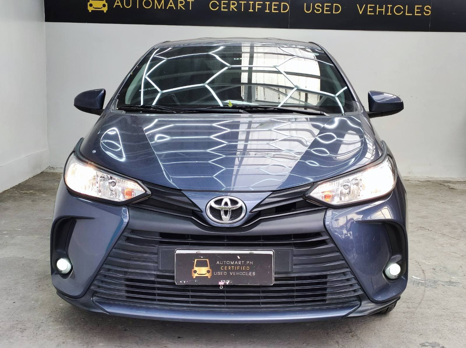 Car gallery image