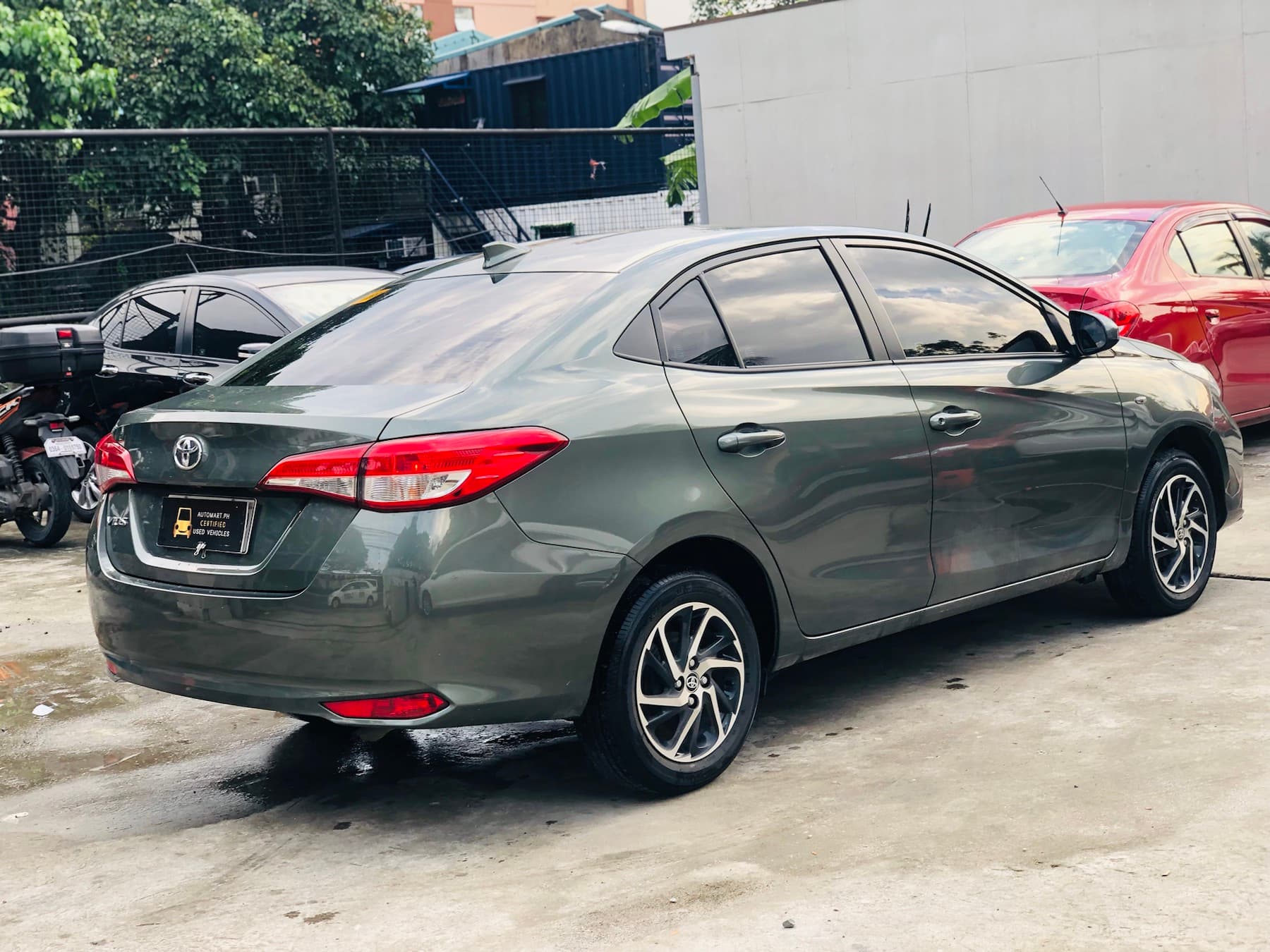 Car gallery image