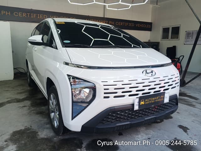 Car gallery image