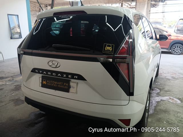 Car gallery image