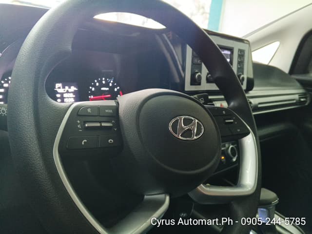 Car gallery image