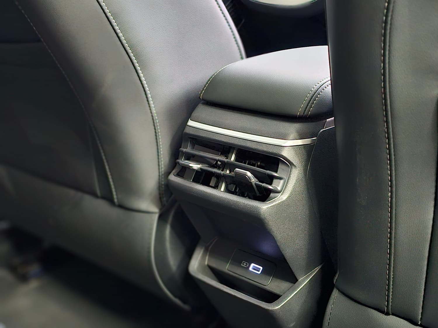Car gallery image