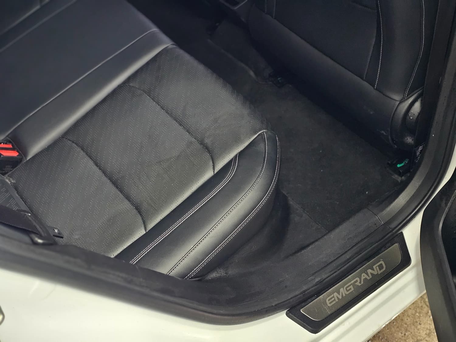 Car gallery image