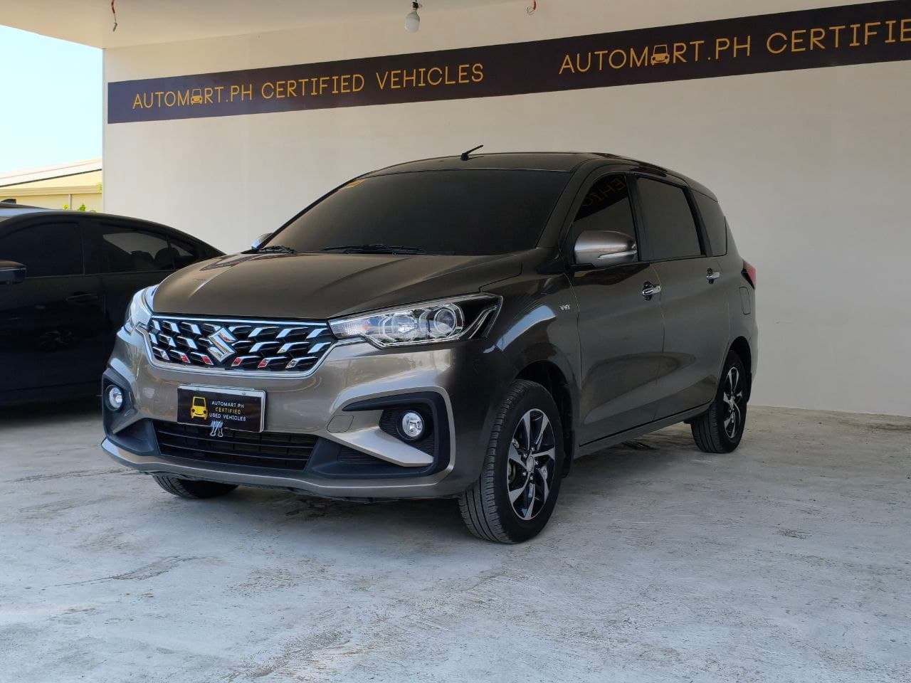 Car gallery image