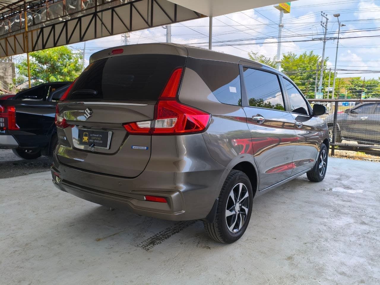 Car gallery image