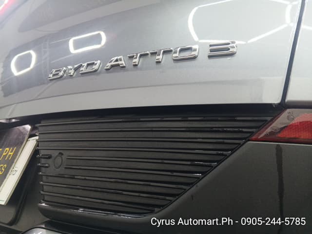 Car gallery image