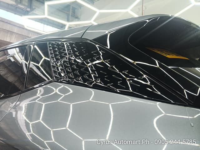Car gallery image