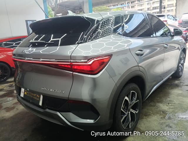 Car gallery image