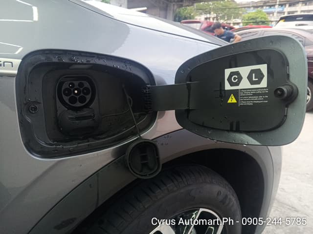 Car gallery image