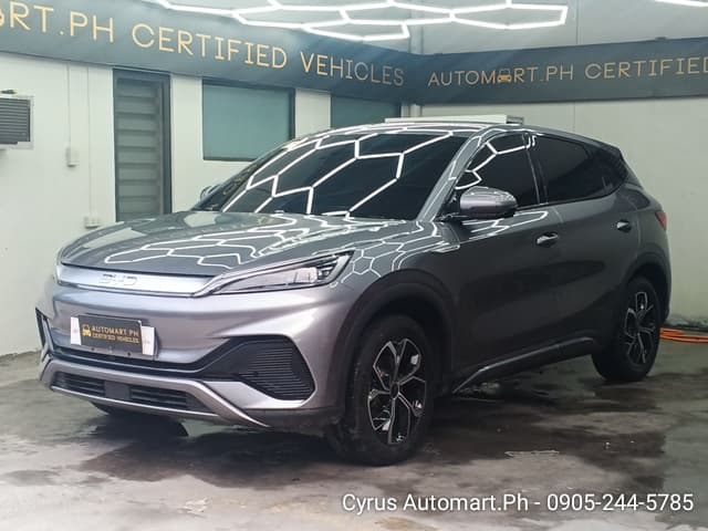 Car gallery image