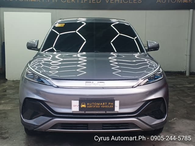 Car gallery image