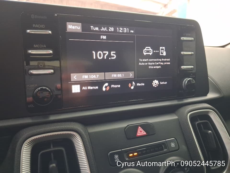 Car gallery image