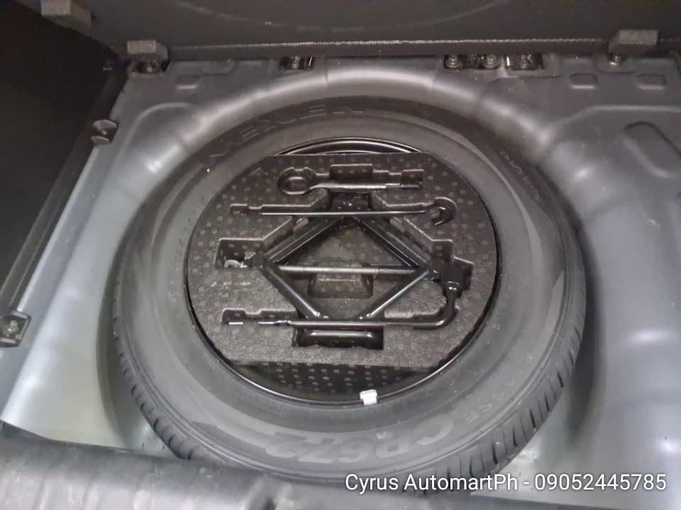 Car gallery image
