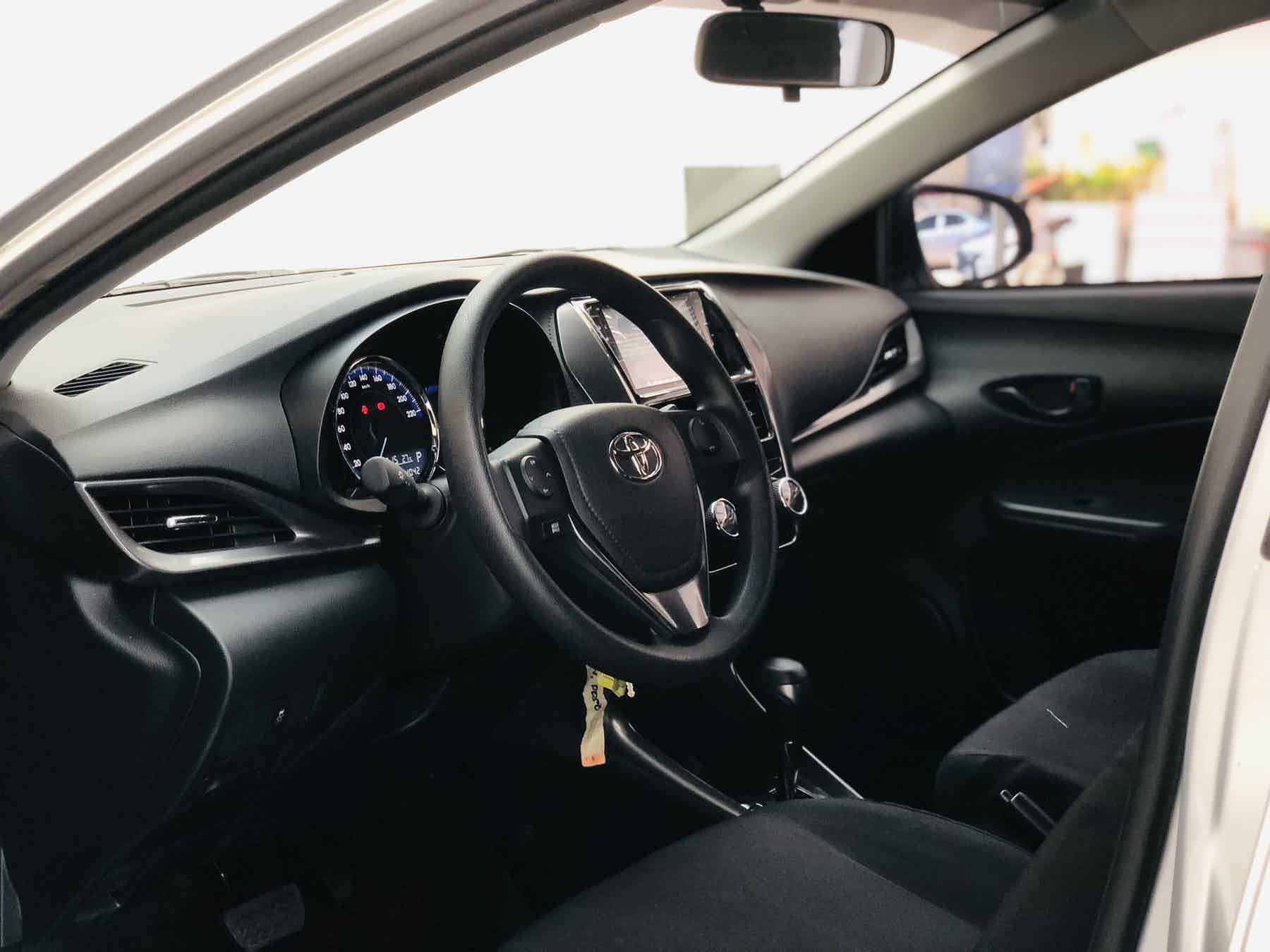 Car gallery image