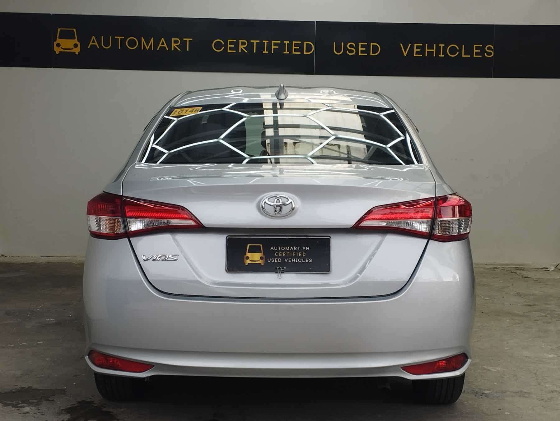 Car gallery image