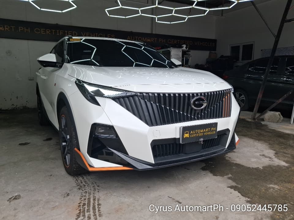 Car gallery image
