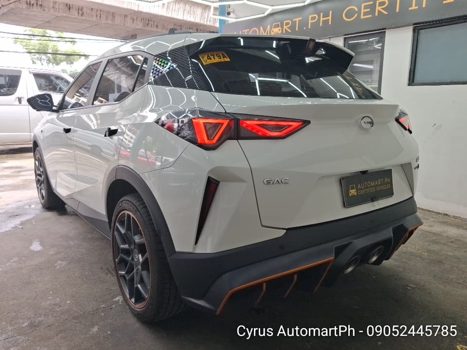 Car gallery image