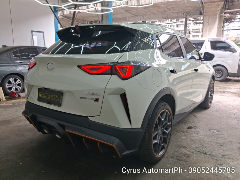 Car gallery image