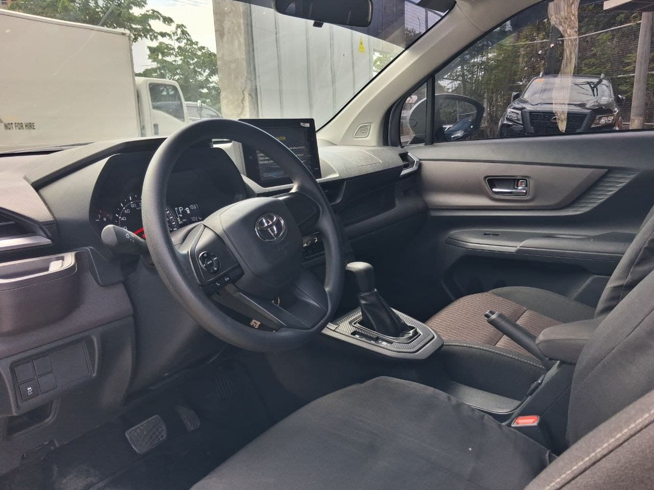 Car gallery image