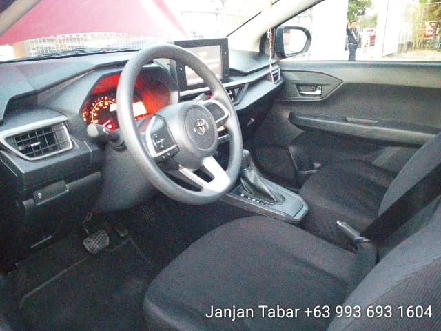 Car gallery image