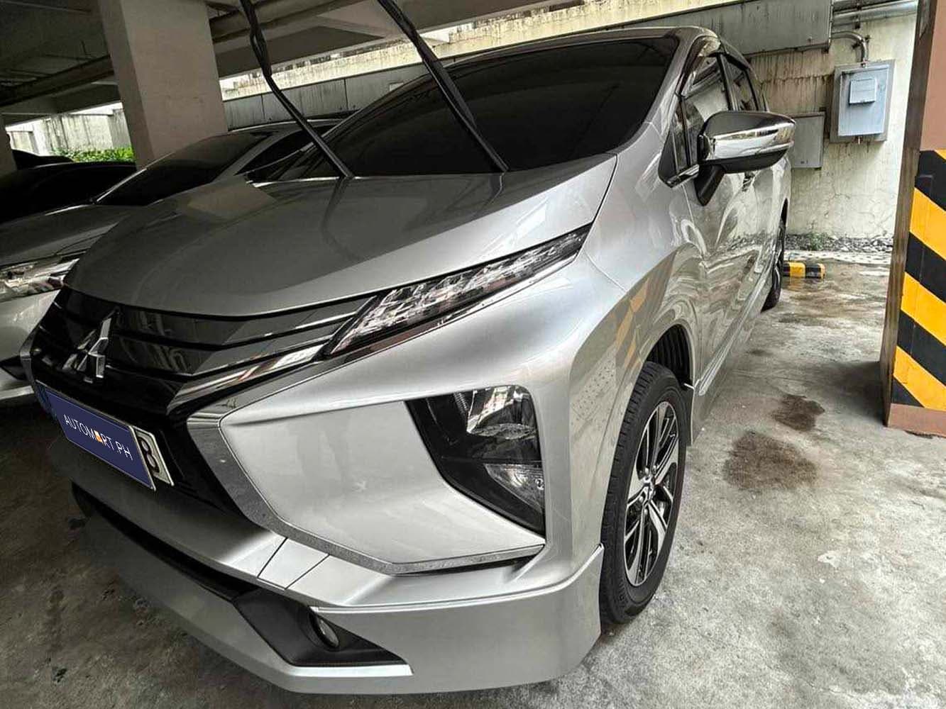 Car gallery image