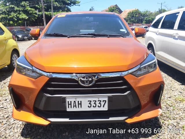 Car gallery image