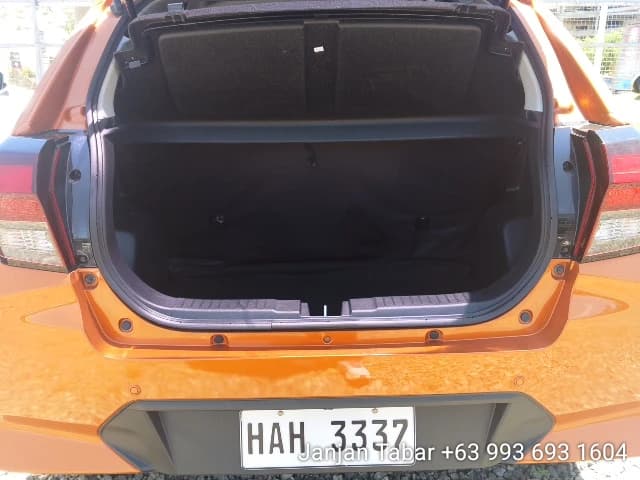 Car gallery image