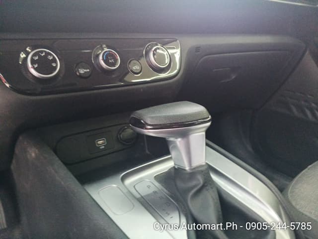 Car gallery image