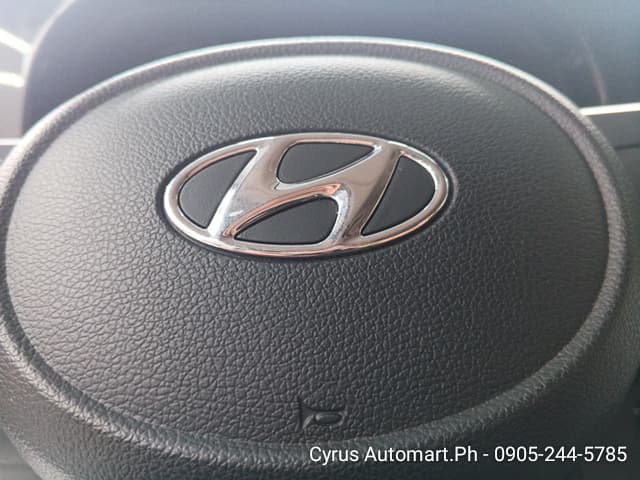 Car gallery image