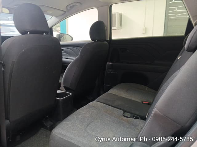 Car gallery image
