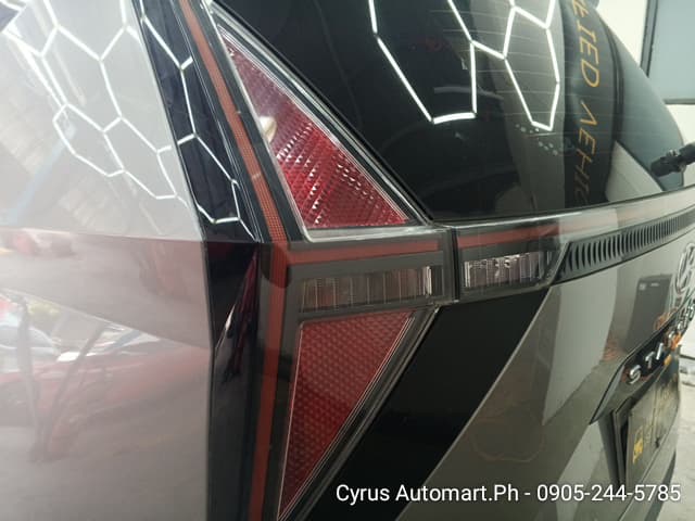 Car gallery image