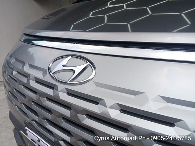 Car gallery image