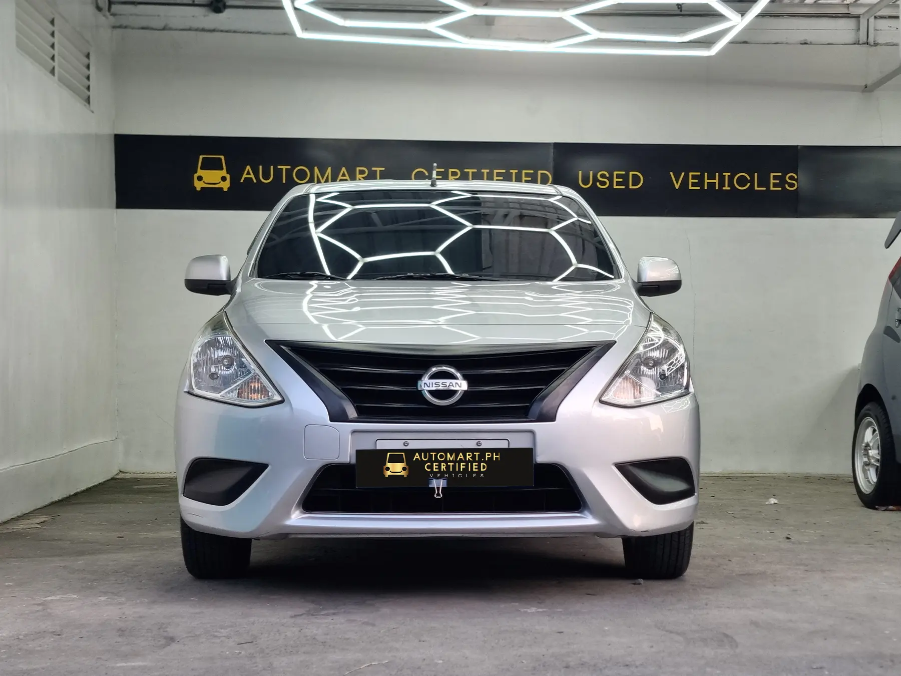 Car gallery image