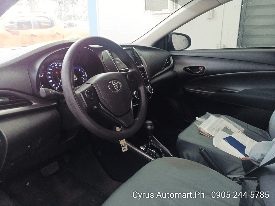 Car gallery image