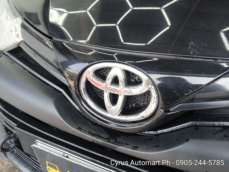 Car gallery image