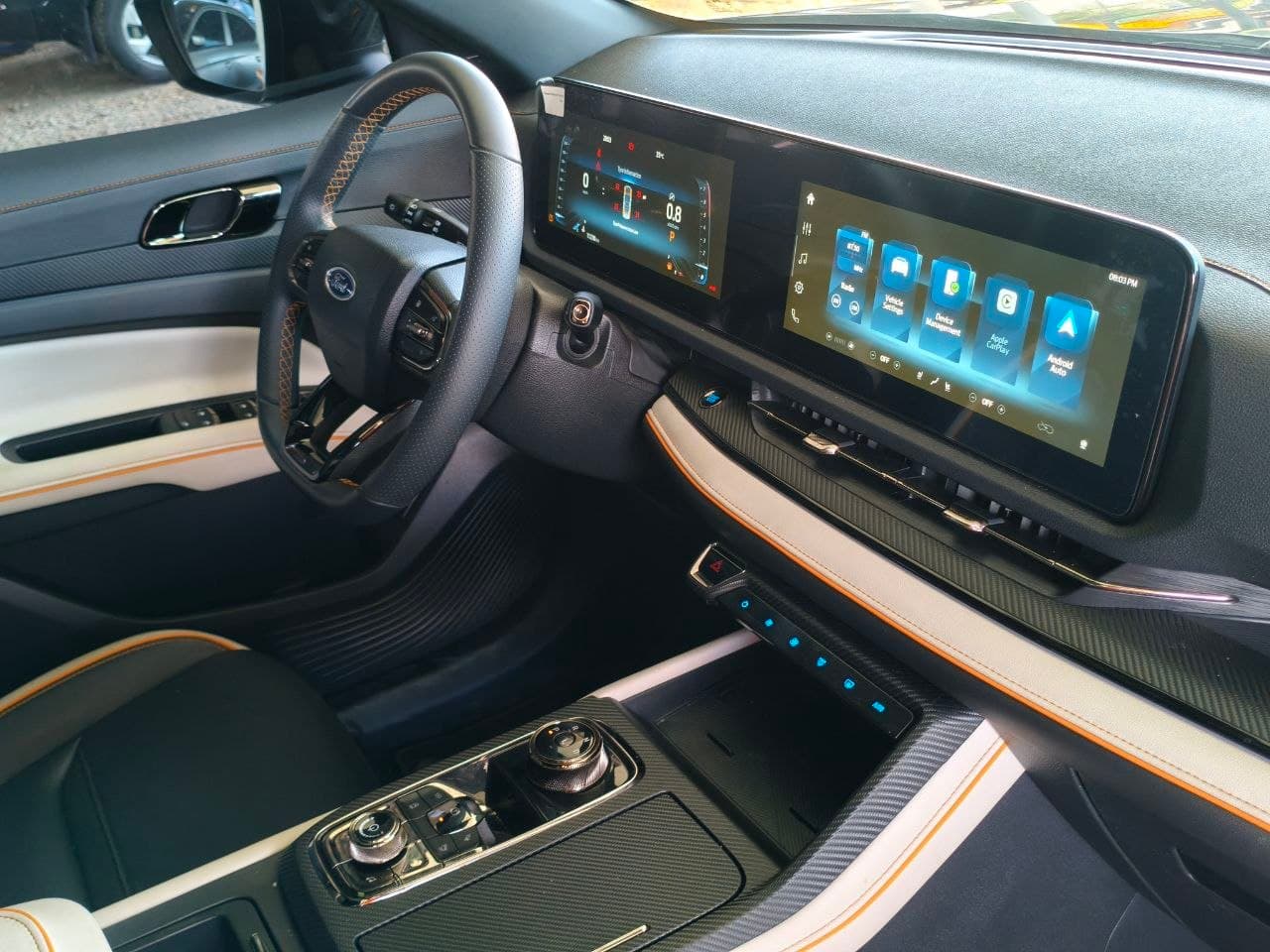 Car gallery image