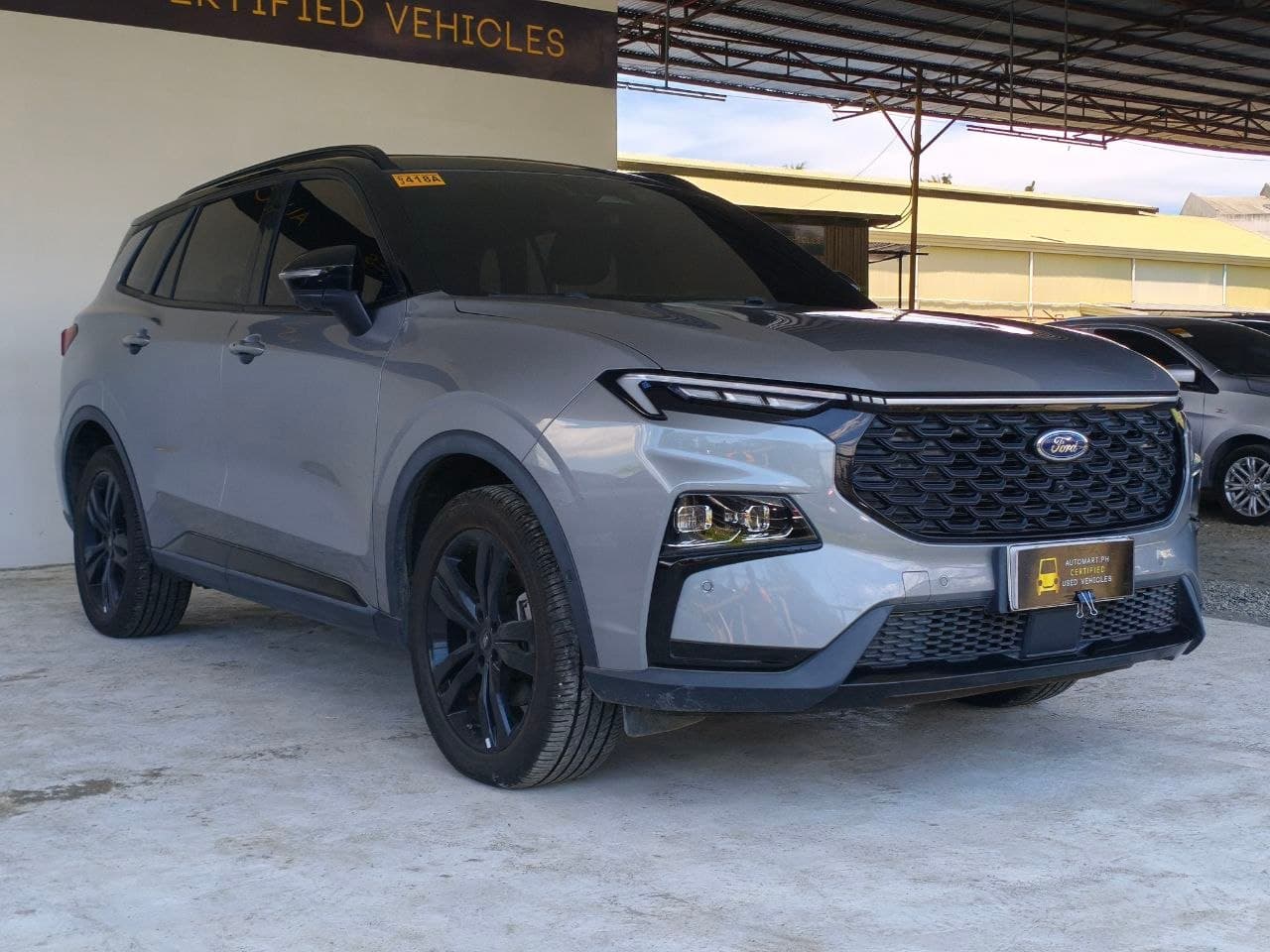 Car gallery image
