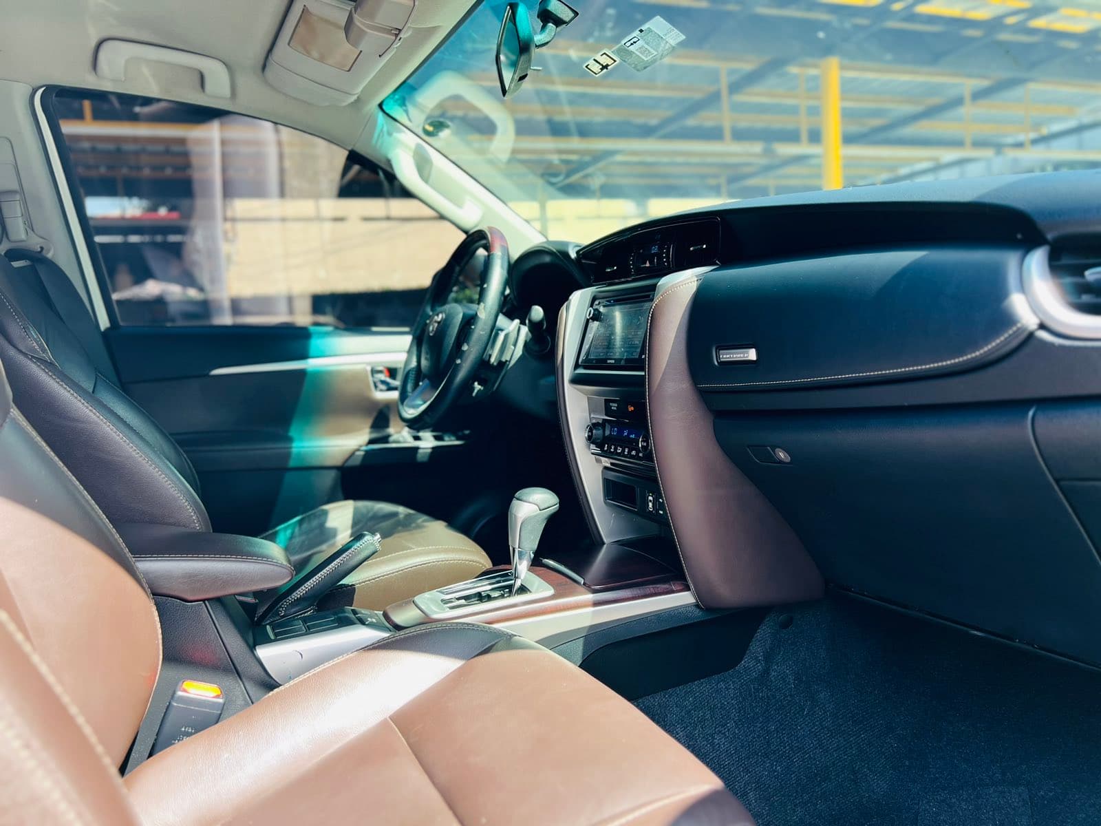 Car gallery image